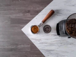 Baratza Encore ESP Coffee And Espresso Grinder - Black 15 Baratza Encore ESP Coffee And Espresso Grinder - Black -Coffee Supplies Store 2022.9.8BlackEncoreESPDosingCup 1 2