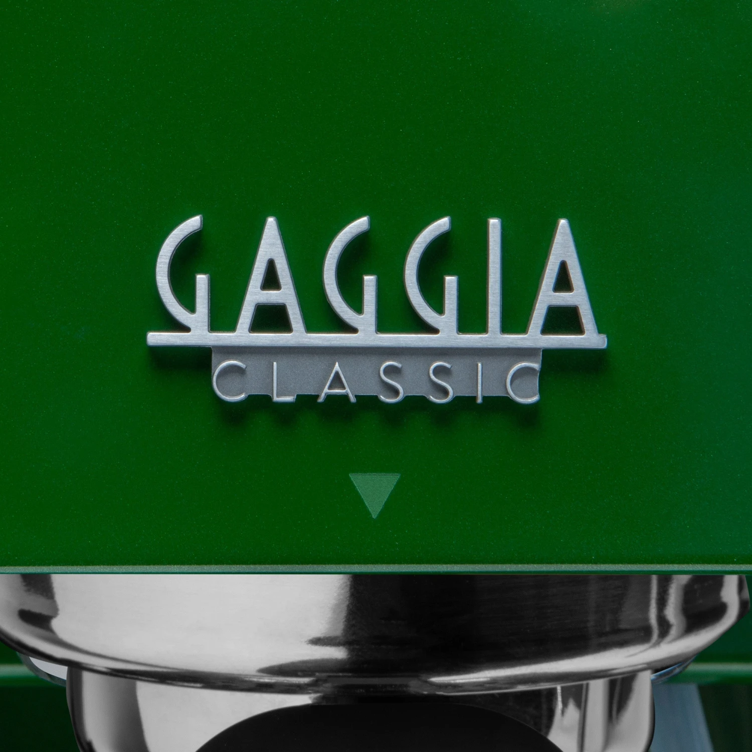 Gaggia Classic Evo Pro Espresso Machine In Jungle Green With Blackened Oak 7 Gaggia Classic Evo Pro Espresso Machine In Jungle Green With Blackened Oak - Image 5