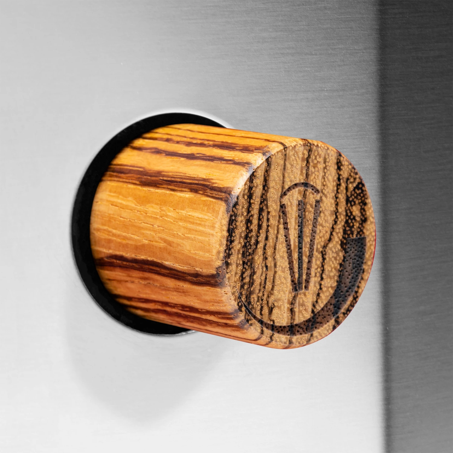 Gaggia Classic Pro In Stainless Steel - Zebra Wood 4 Gaggia Classic Pro In Stainless Steel - Zebra Wood - Image 2