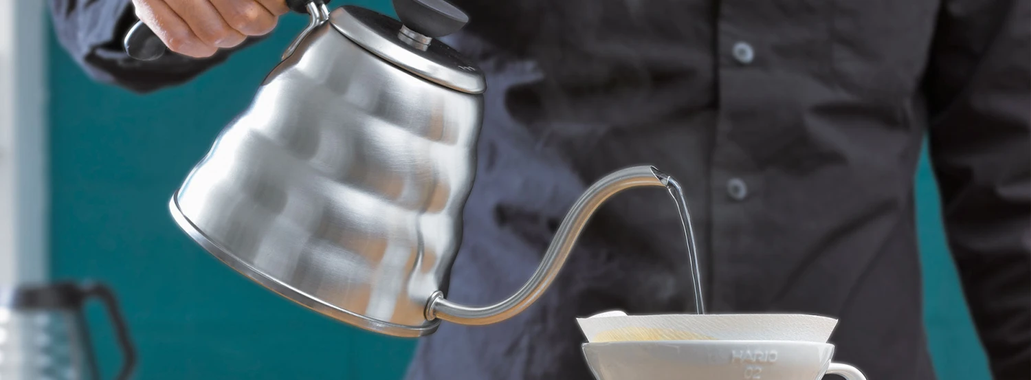 Hario V60 Buono Coffee Drip Kettle 6 Hario V60 Buono Coffee Drip Kettle - Image 4