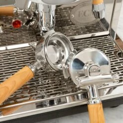 ECM Synchronika Espresso Machine With Flow Control - Olive Wood 33 ECM Synchronika Espresso Machine With Flow Control - Olive Wood -Coffee Supplies Store IMG 2383 5be3dc21 ca0e 4ef9 b6f5 2788176e3d38