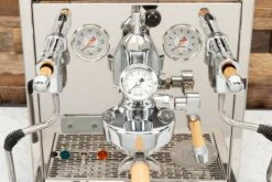 ECM Synchronika Espresso Machine With Flow Control - Olive Wood 26 ECM Synchronika Espresso Machine With Flow Control - Olive Wood -Coffee Supplies Store IMG 2394