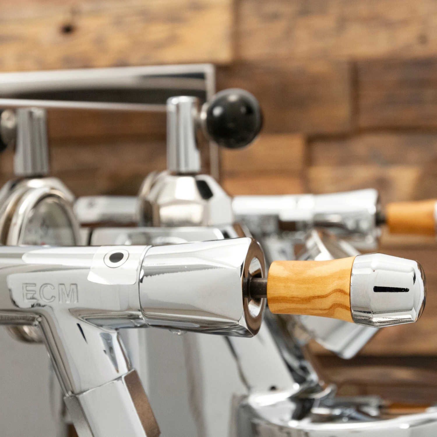 ECM Synchronika Espresso Machine With Flow Control - Olive Wood 19 ECM Synchronika Espresso Machine With Flow Control - Olive Wood - Image 17