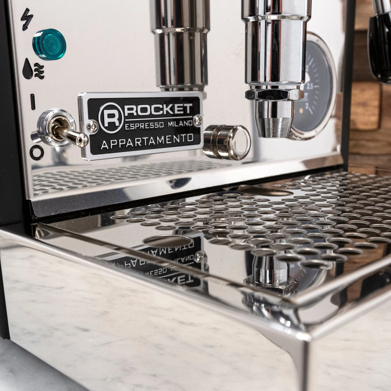 Rocket Espresso Appartamento Serie Nera Espresso Machine - Black 13 Rocket Espresso Appartamento Serie Nera Espresso Machine - Black - Image 11