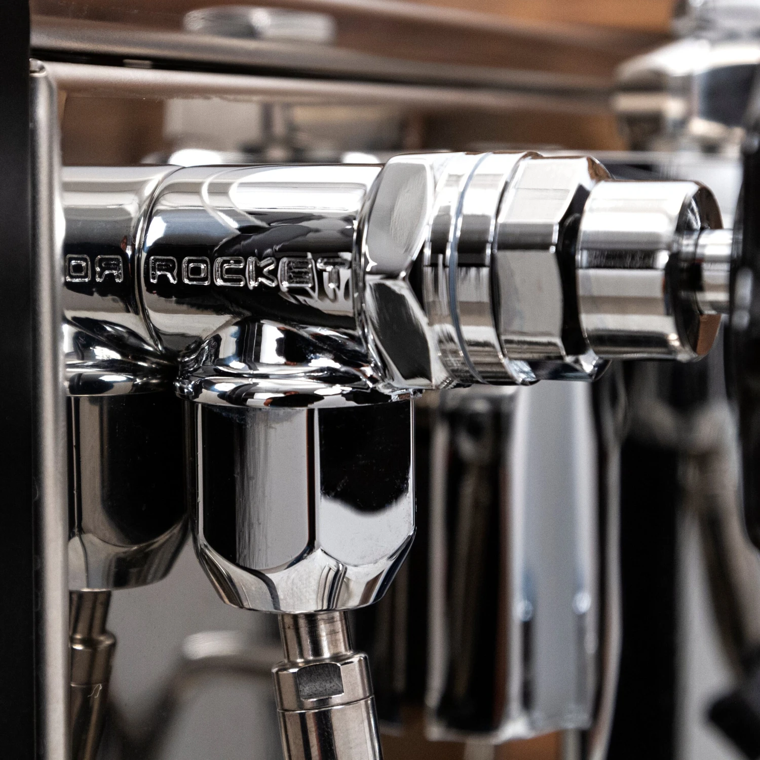 Rocket Espresso Appartamento Serie Nera Espresso Machine - Black 14 Rocket Espresso Appartamento Serie Nera Espresso Machine - Black - Image 12