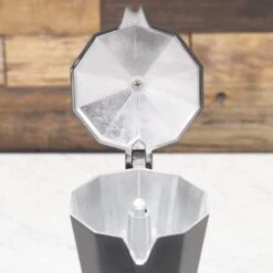 E&B Lab Classic Moka Pot - 6-Cup 16 E&B Lab Classic Moka Pot - 6-Cup -Coffee Supplies Store IMG 4024