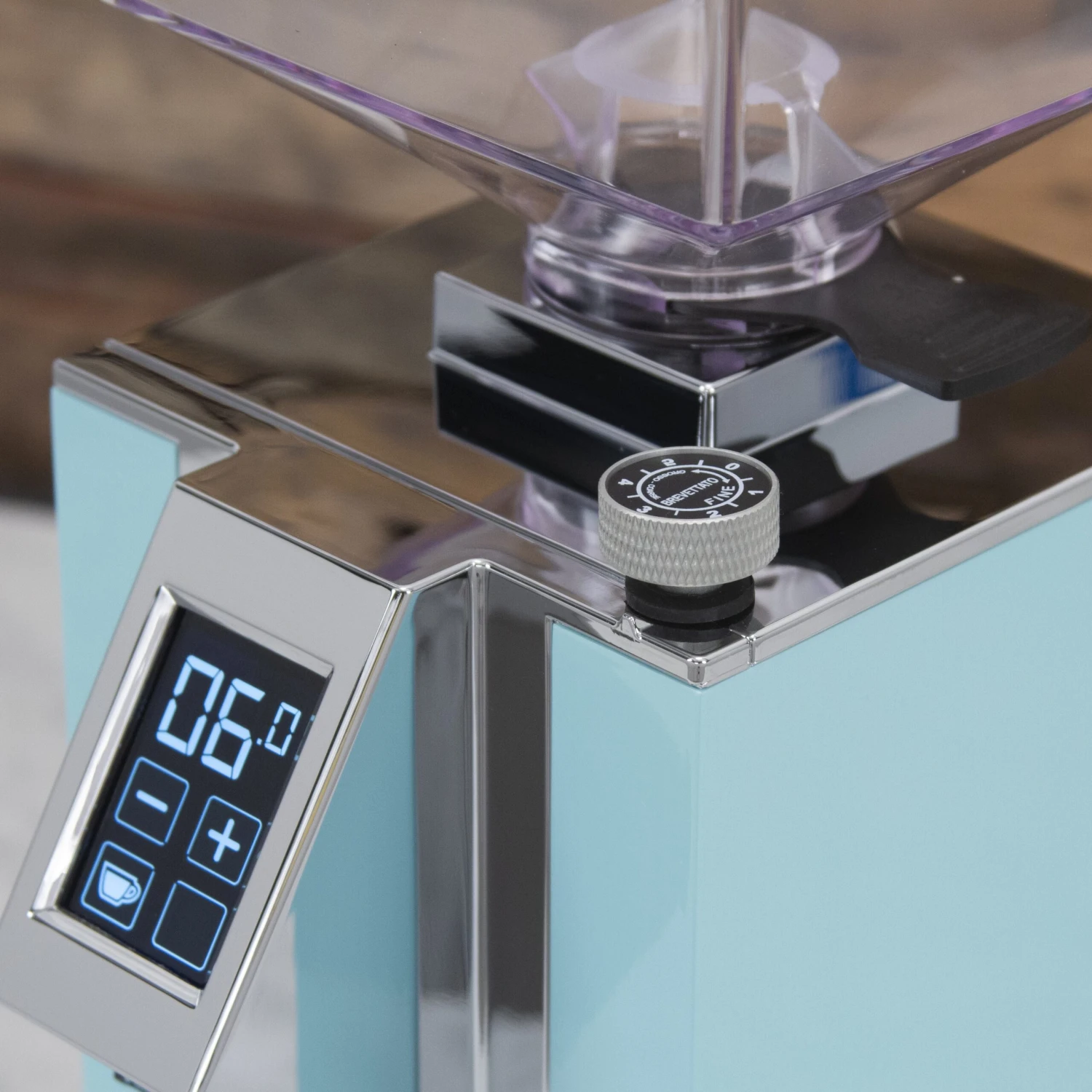 Eureka Mignon Magnifico Coffee Grinder In Tiffany Blue 11 Eureka Mignon Magnifico Coffee Grinder In Tiffany Blue - Image 9