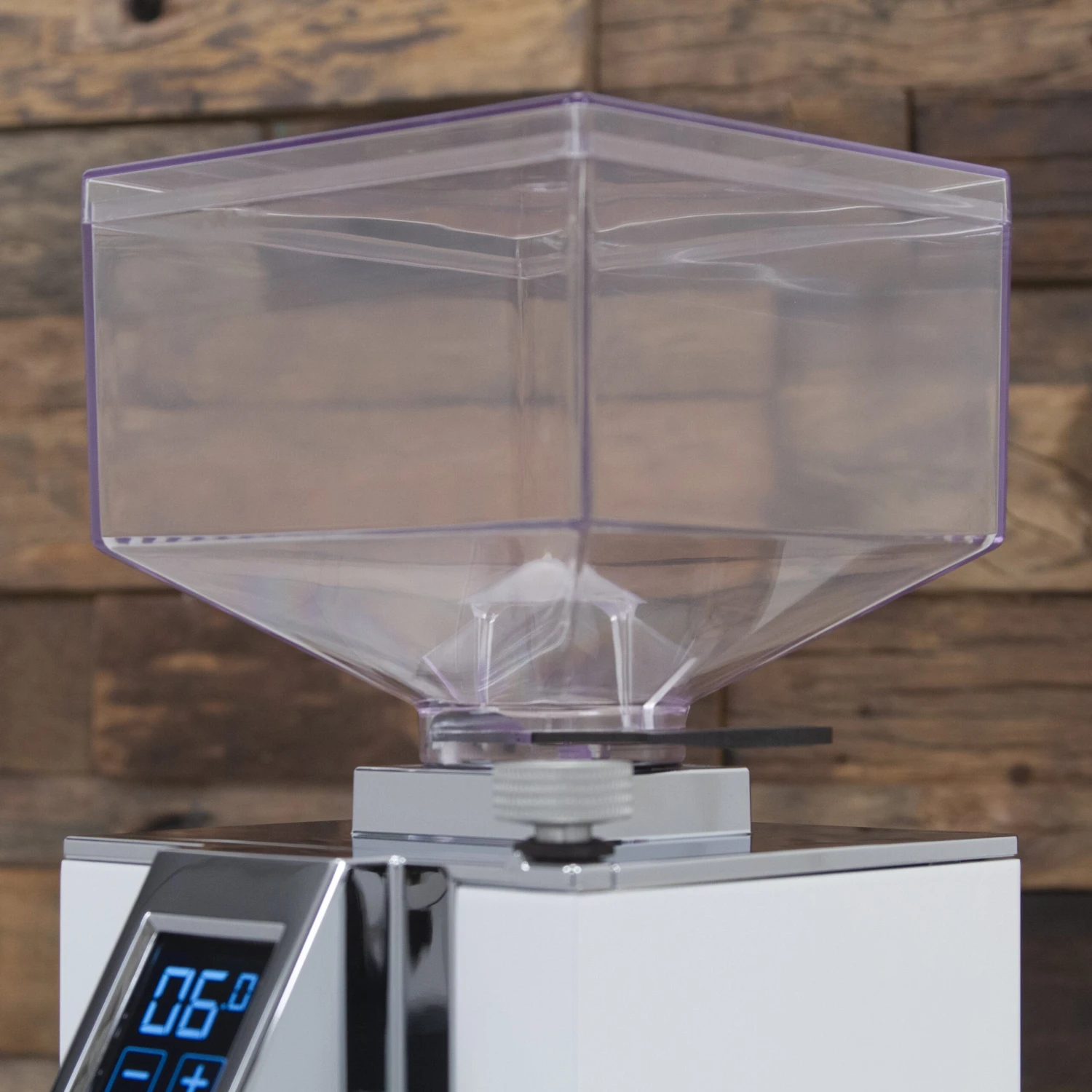 Eureka Mignon Magnifico Coffee Grinder In White 12 Eureka Mignon Magnifico Coffee Grinder In White - Image 11