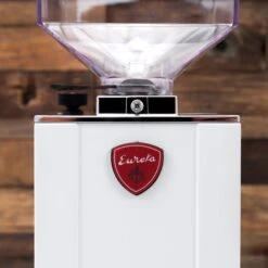 Eureka Mignon Silenzio Espresso Grinder In White 17 Eureka Mignon Silenzio Espresso Grinder In White -Coffee Supplies Store IMG 7181