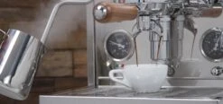 Quick Mill Arnos Espresso Machine With Flow Control - Walnut Accents 18 Quick Mill Arnos Espresso Machine With Flow Control - Walnut Accents -Coffee Supplies Store IMG 8307 62e29196 02fc 447d a3bf 6eb340367bae