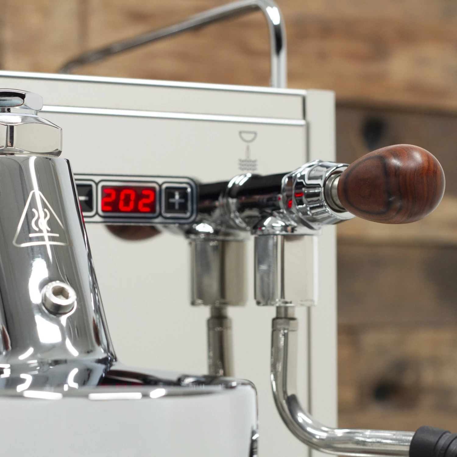 Bezzera Magica PID Espresso Machine With Flow Control - Rosewood 6 Bezzera Magica PID Espresso Machine With Flow Control - Rosewood - Image 4