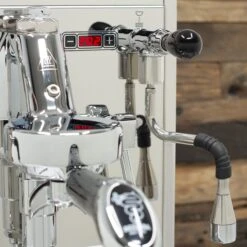 Bezzera Magica PID Espresso Machine With Flow Control 15 Bezzera Magica PID Espresso Machine With Flow Control -Coffee Supplies Store IMG 8542 01f71079 99ee 4a15 a8c1 b97302577b3c