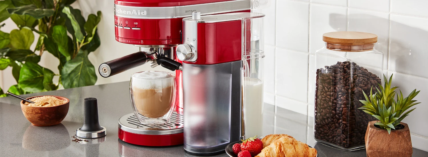 KitchenAid® Automatic Milk Frother Attachment - Empire Red 8 KitchenAid® Automatic Milk Frother Attachment - Empire Red - Image 6
