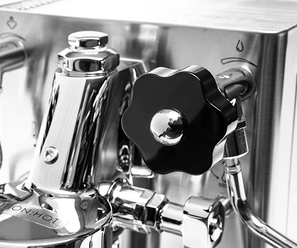 Lelit Mara X Heat Exchanger Espresso Machine - Matte Black 6 Lelit Mara X Heat Exchanger Espresso Machine - Matte Black - Image 4