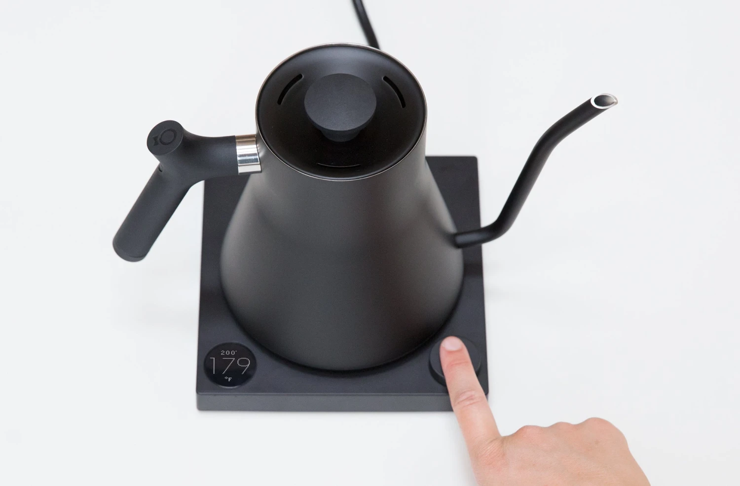 Fellow Stagg EKG 0.9L Kettle - Matte Black 5 Fellow Stagg EKG 0.9L Kettle - Matte Black - Image 3