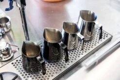 Fellow Eddy Steaming Pitcher 12oz - Polished Steel 11 Fellow Eddy Steaming Pitcher 12oz - Polished Steel -Coffee Supplies Store TG7A9340 a97c23dd b07b 41eb adcb 3d44b697dc86