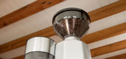 Quamar M80 Dosing Espresso Grinder With Timer In Silver 13 Quamar M80 Dosing Espresso Grinder With Timer In Silver -Coffee Supplies Store TopFeatures image 686 321 QuamarM80Timer silver 04
