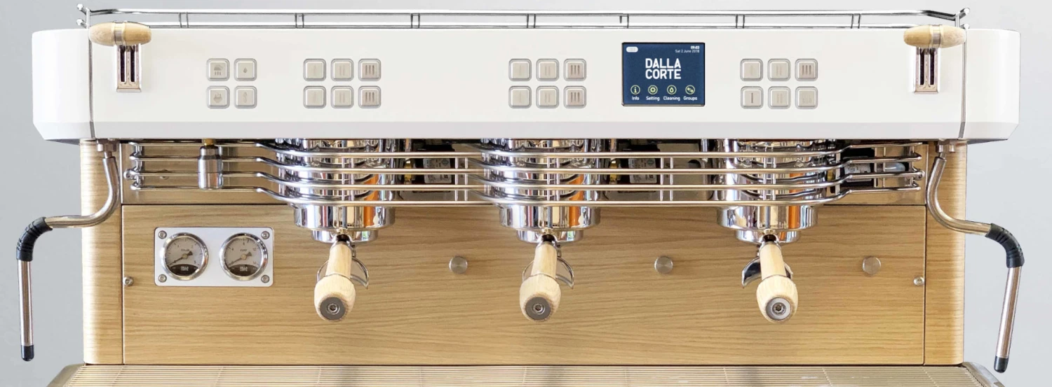 Dalla Corte XT Classic Espresso Machine - 3-Group Total White 10 Dalla Corte XT Classic Espresso Machine - 3-Group Total White - Image 8