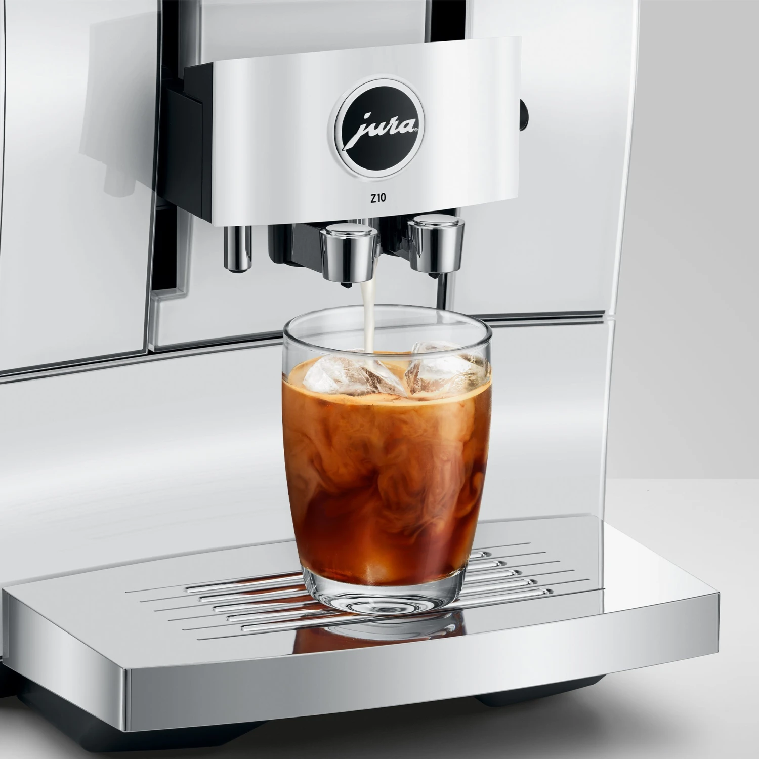 JURA Z10 Super-Automatic Espresso Machine In Diamond White 10 JURA Z10 Super-Automatic Espresso Machine In Diamond White - Image 8
