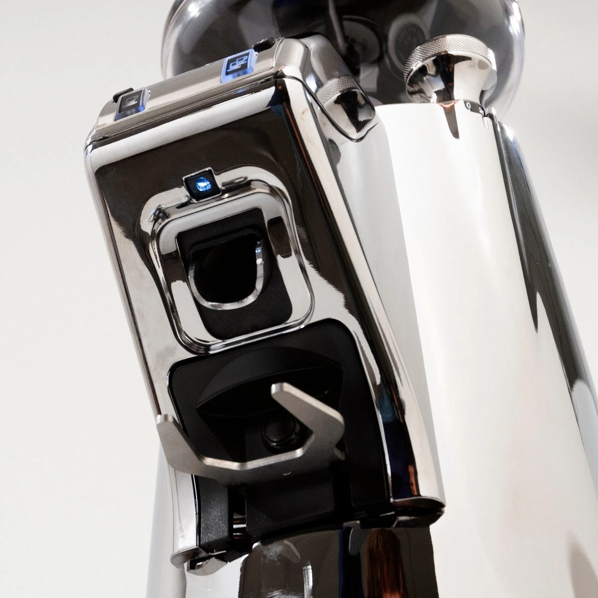 Eureka Olympus 75E High Speed Espresso Grinder In Chrome 6 Eureka Olympus 75E High Speed Espresso Grinder In Chrome - Image 4
