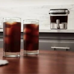 KitchenAid® Cold Brew Coffee Maker - 19 Cup 26 KitchenAid® Cold Brew Coffee Maker - 19 Cup -Coffee Supplies Store kitchenaidcoldbrewmakerlifestyle10