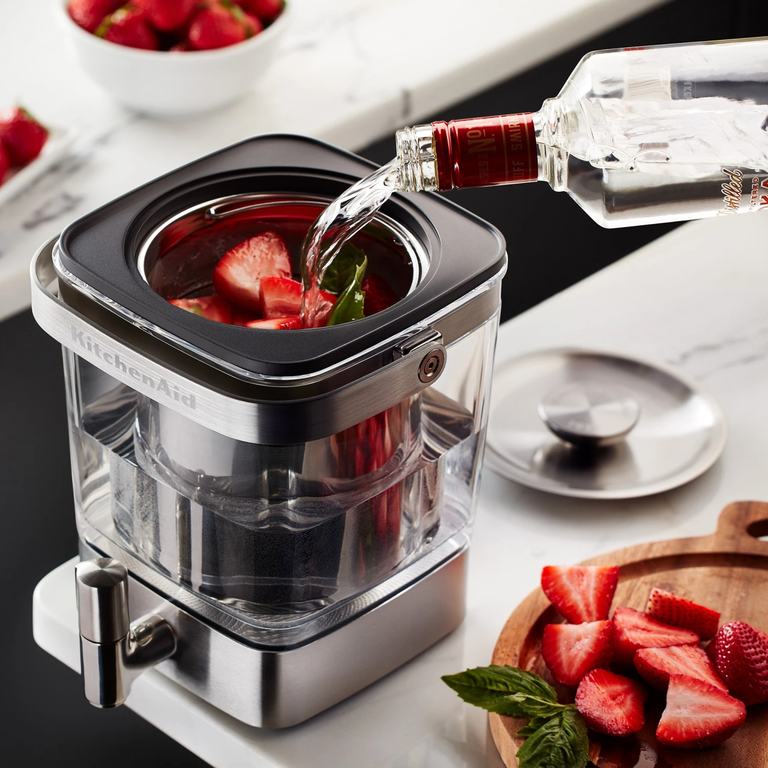 KitchenAid® Cold Brew Coffee Maker - 14 Cup 18 KitchenAid® Cold Brew Coffee Maker - 14 Cup - Image 16