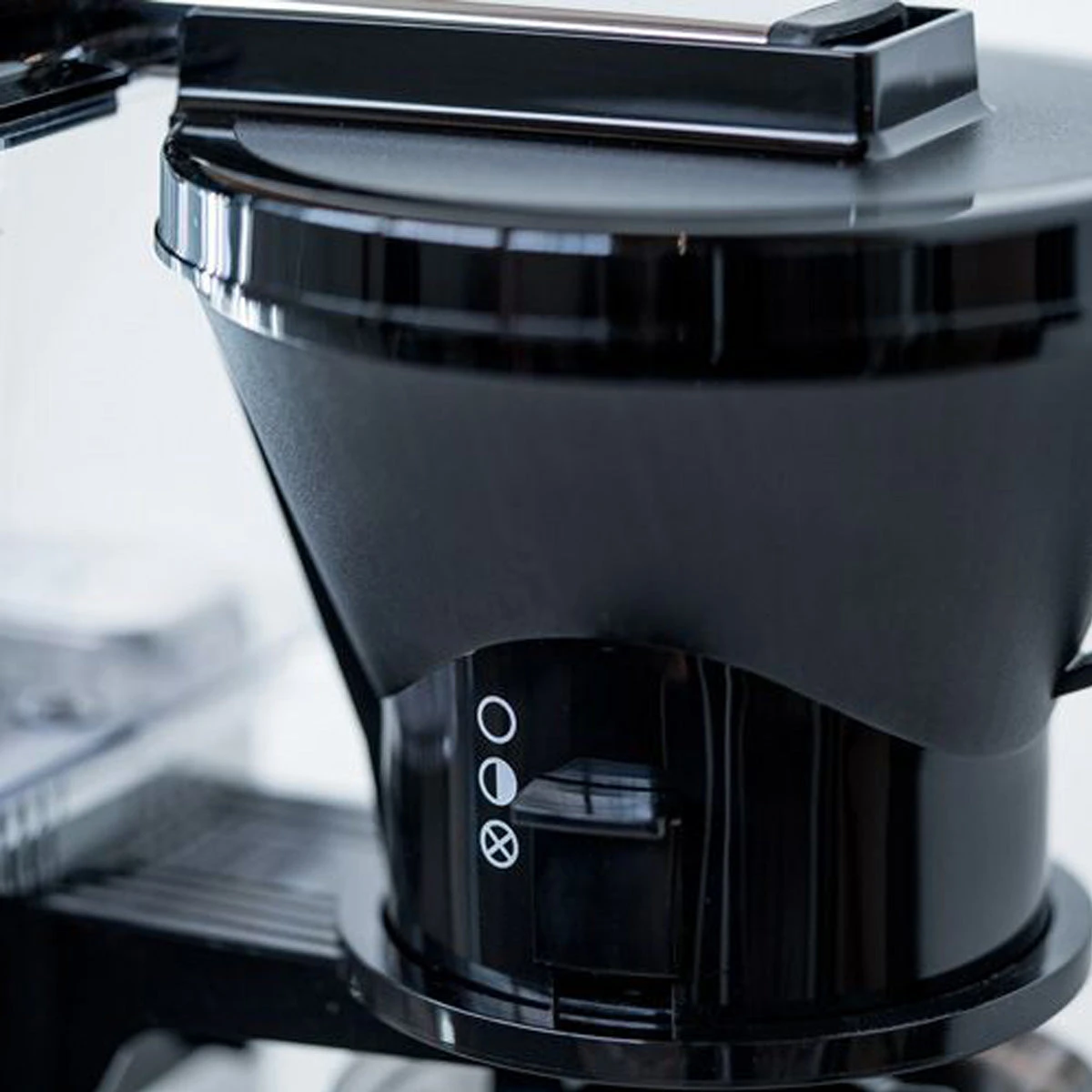 Technivorm Moccamaster KBS Coffee Maker 6 Technivorm Moccamaster KBS Coffee Maker - Image 4